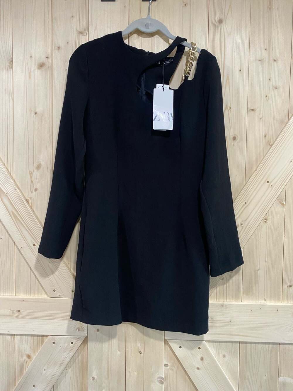 NWT Zara Black Cut Out Chain Detail Long Sleeve Mini Dress large